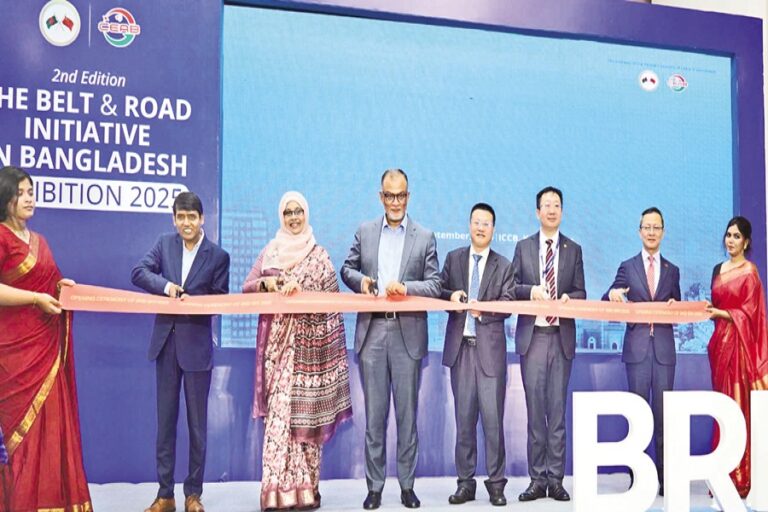 「一帯一路」展で中国とバングラデシュの協力を紹介