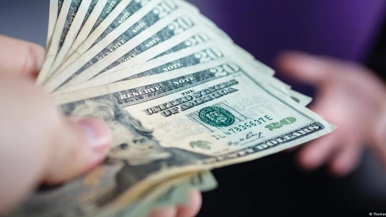 バングラデシュ銀行が1日で26の銀行から3億5300万ドルを購入する理由