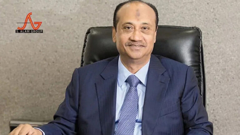 ACCがS・アラム他42人を提訴