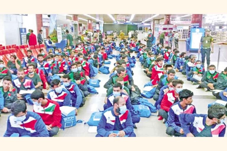 176人のBD国民がリビアから帰国