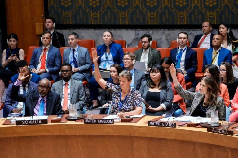 国連安全保障理事会、イランへの核制裁の再発動を決議