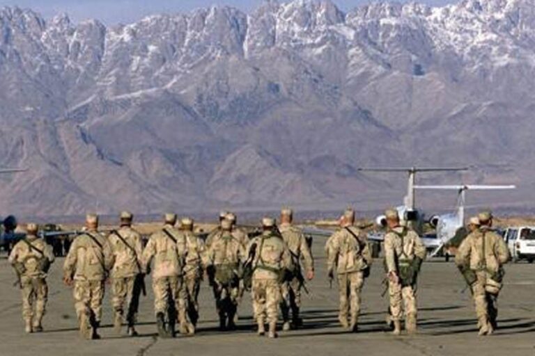 米、署名された協定に基づきイラクからの軍撤退を開始