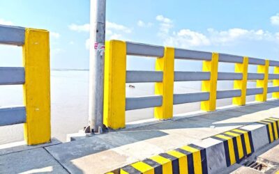 マウラナ・バシャニ橋の大きな隙間は歩行者にとって死の罠