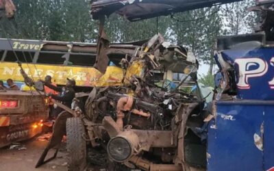 ウガンダで4台の車が衝突、40人死亡