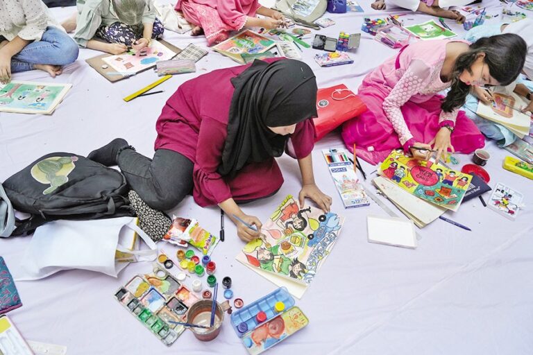 ワンダーケーキがシルパカラアカデミーで「ワンダフルデイ」を企画