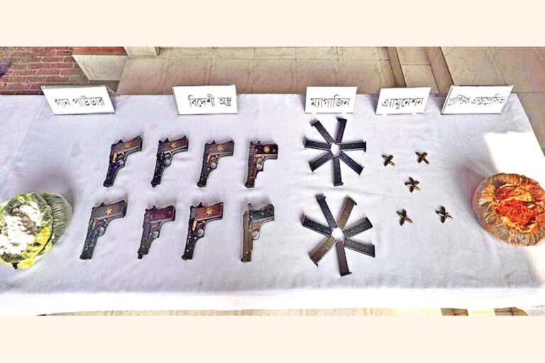 空港鉄道駅で銃器と弾薬が押収される