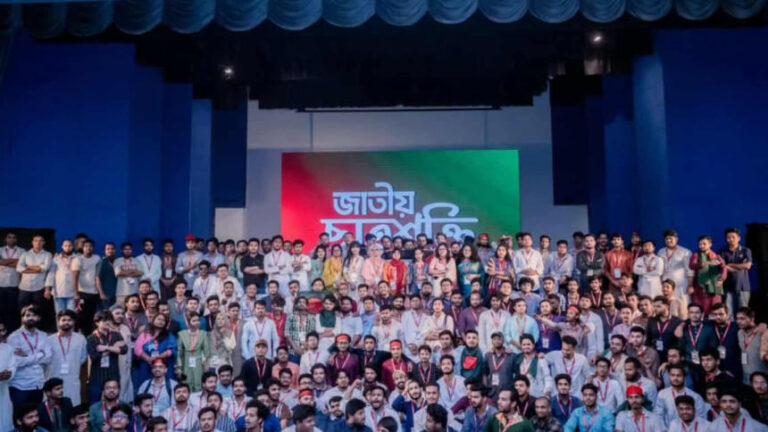 ジャティヨ・チャトラ・ショクティ：「レジスタンスのルーツに戻るためのリブランディング」