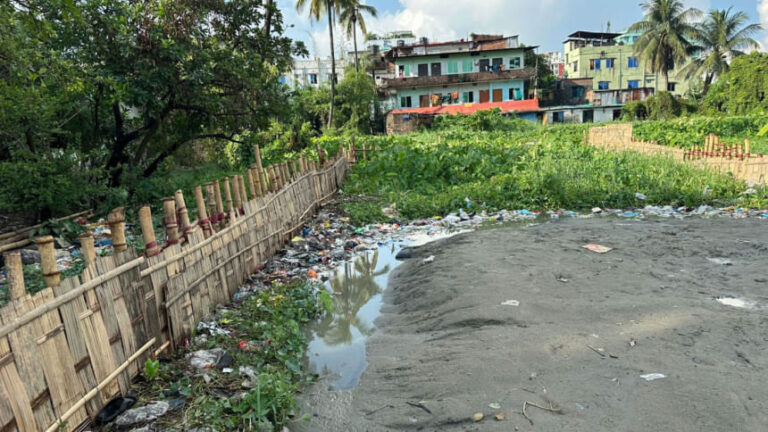 Ctgの100年前の池が埋め立てられる