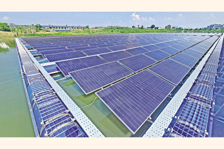 ウォルトンが世界最大の浮体式太陽光発電所を設置