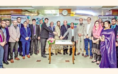 プレミアバンク、創業26周年を祝う