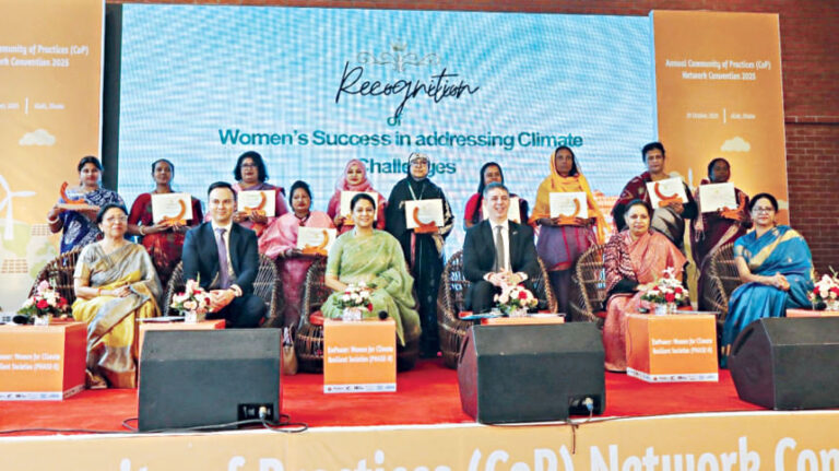 気候変動への耐性強化のための戦いを主導する草の根の女性たち