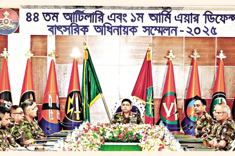 第44回砲兵連隊と第1軍防空連隊の年次司令官会議2025