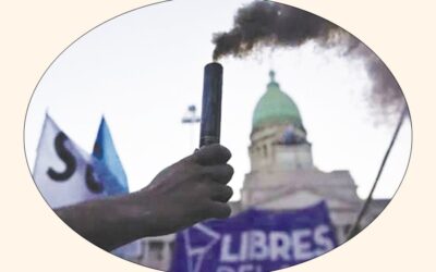 アルゼンチン議会が支出拒否権を覆し、ミレイにとって新たな打撃