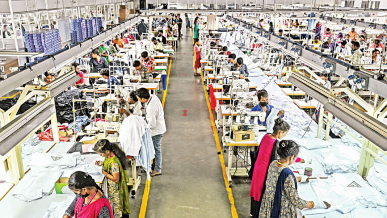 インドはバングラデシュ、ベトナム、中国に対する繊維産業の競争力強化に動く