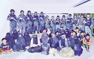 バングラデシュ海軍と沿岸警備隊のメンバーは、拉致被害者39人を救出し、人身売買業者2人を拘束した。