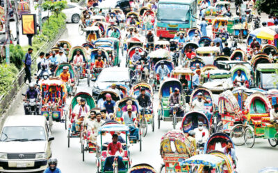 バッテリー式人力車が首都を襲う