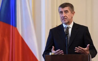 チェコ選挙の勝利者バビシュ氏、連立交渉中