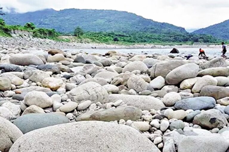 サダパタール観光地を6ヶ月間リース