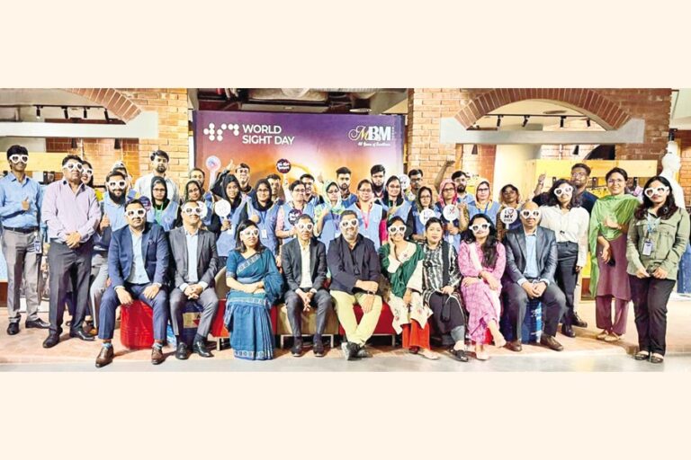 BRAC銀行、VisionSpring、MBMグループが世界視力デーを祝う