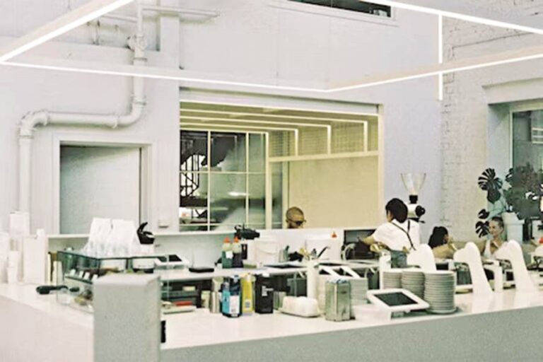 若者と起業家のための新たな入り口