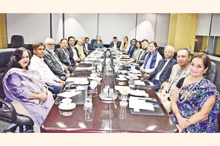 新たな協力の道筋について議論