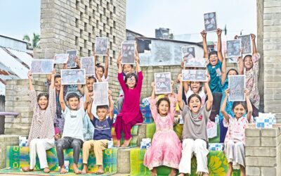 DBLセラミックスは廃棄物を学生向けのタイルチョークに変えています