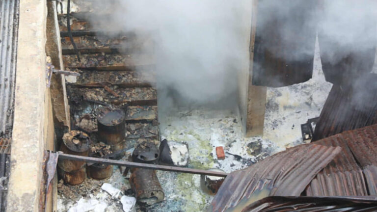 死亡、行方不明者の中には10代の労働者7人が含まれる