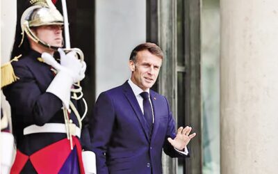 フランスの政治と財政の苦境が深刻化する中、マクロンの遺産は消え去る