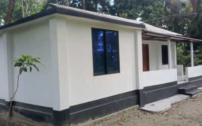 ブリキ小屋の部屋を建てるのに 27 万タカ!