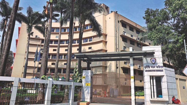 圧力をかけられたら名前を公表します