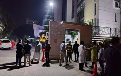 BNPの指導者らがエバーケアに集まり、カレダ氏について質問する