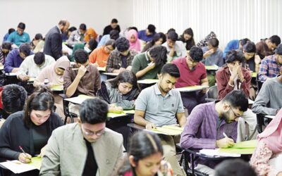 7,000人以上が生涯学習シリーズへの参加資格試験を受ける