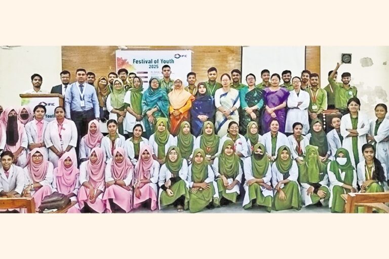 IFIC銀行バンダルバン支店がユースフェスティバルを開催