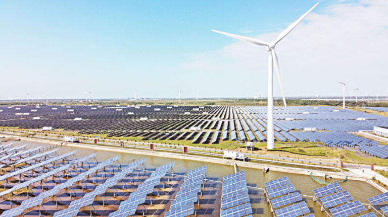 パリ協定は最終的に化石燃料を打ち負かすだろう