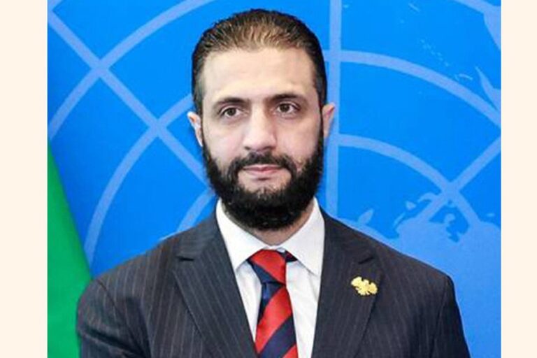 国連、シリアのアハマド・アル・シャラー大統領に対する制裁を解除