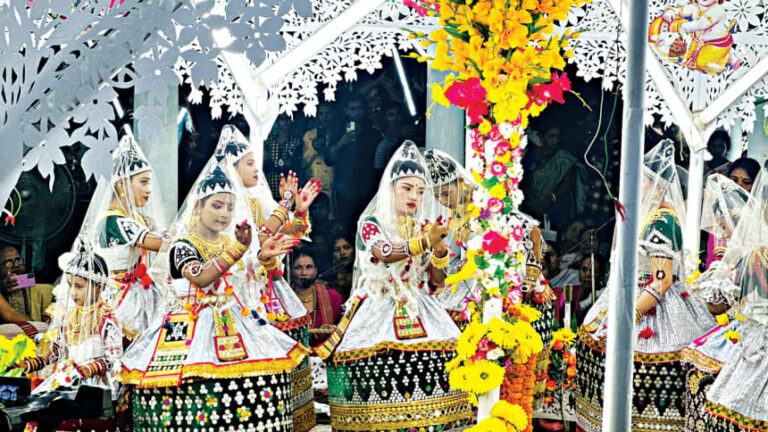 ダンス、音楽、そして献身の夜