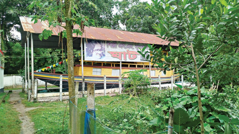 SMスルタン博物館は放置されている