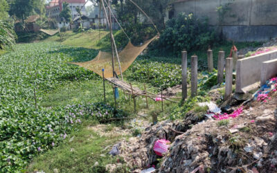 アライクマリ川、侵食と土砂堆積で川が詰まる