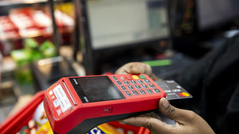 交渉術：ダッカでの生存術