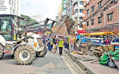 ダッカの街路を所有しているのは誰ですか?