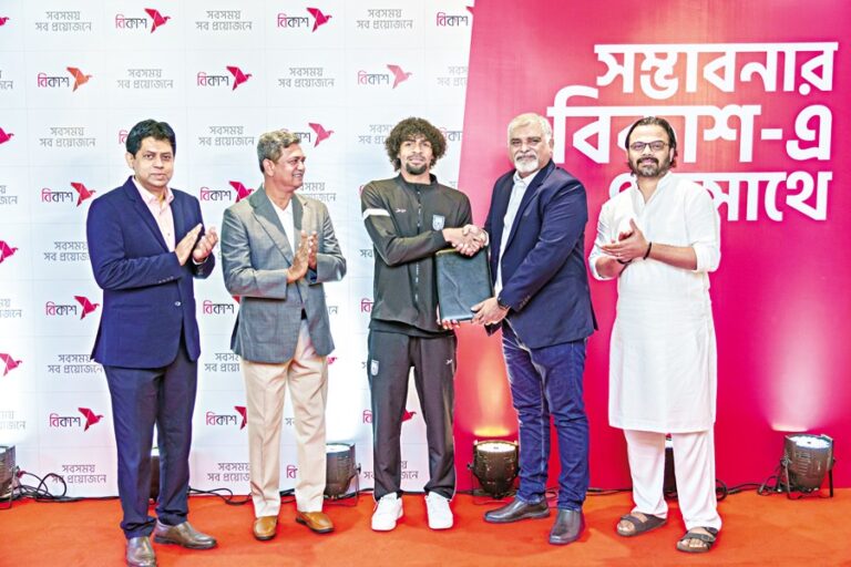 ハムザ・チョードリーがbKashのブランドアンバサダーに就任