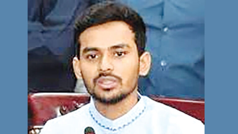 8,850人の若者が武術や射撃の訓練を受ける