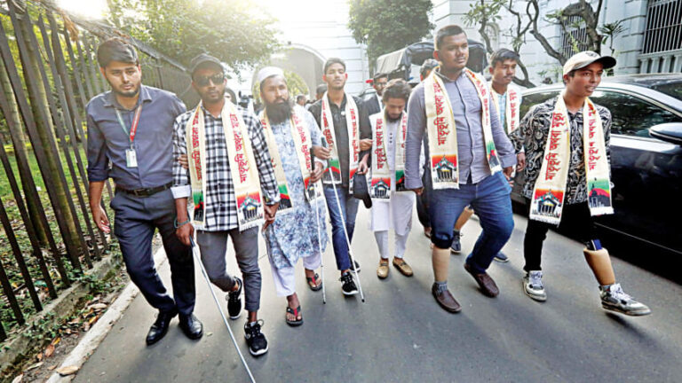 コートからストリートまでスナップ