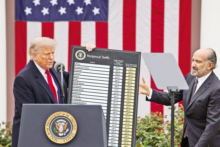 トランプ大統領の関税により輸入が減り、米国の貿易赤字は24%減少