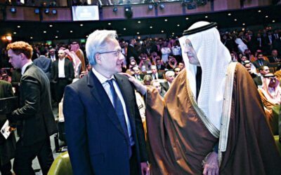 エヌビディアの強力な予測は、今のところAIバブルの不安を和らげている