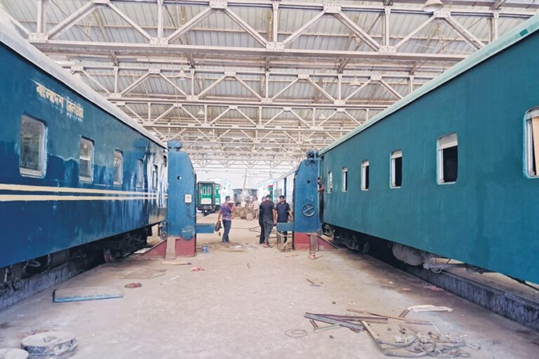 列車が生まれ変わる場所