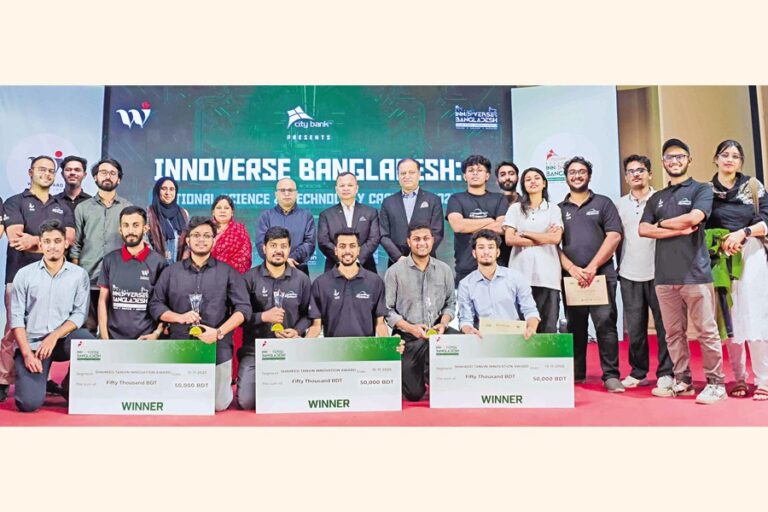 IUBフォーミュラEチームがInnoverse BD 2025で最優秀賞を受賞