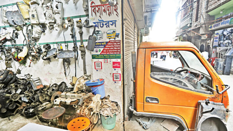 ドライカル：バングラデシュを動かすスクラップ置き場