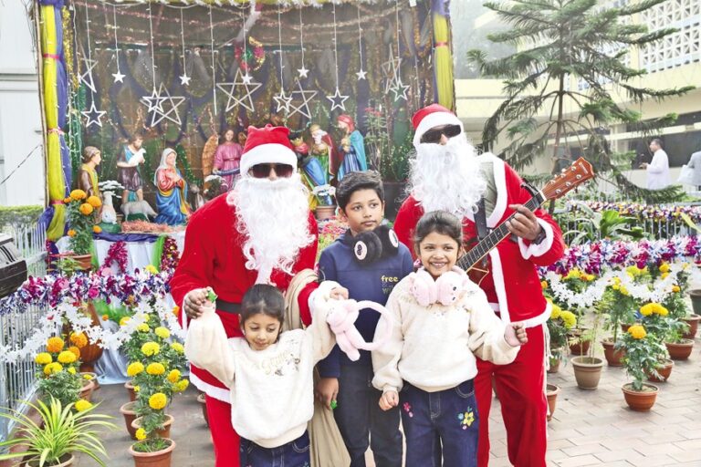 全国でクリスマスを祝う