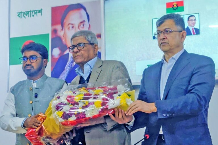 共和党のラシッド・カーン氏がBNPに入党